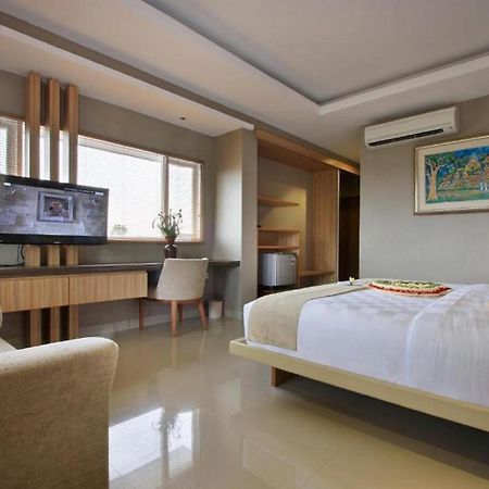 ปูริ ปัดมา โฮเต็ล แอนด์ สปา Hotel อูบุด ภายนอก รูปภาพ